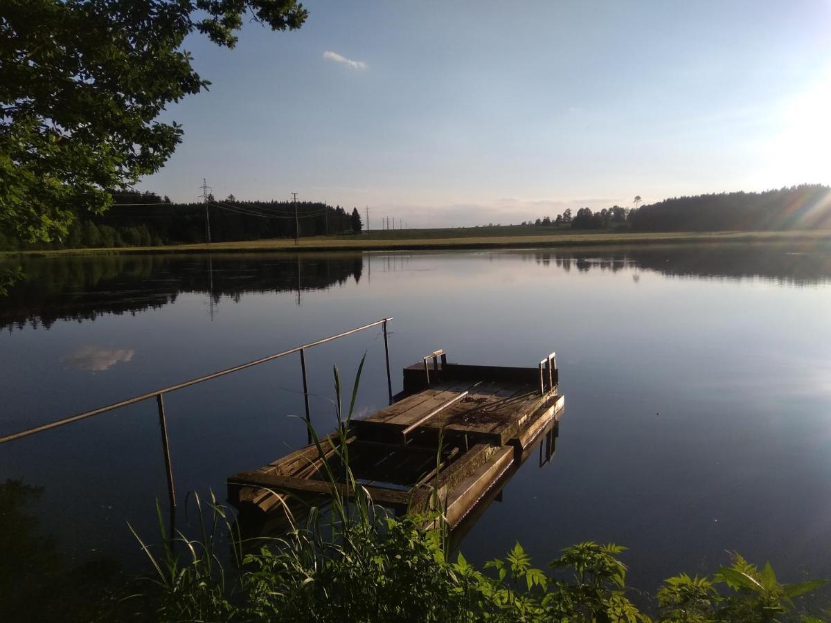 Hostinec A Penzion U Rezku Jistebnice Buitenkant foto
